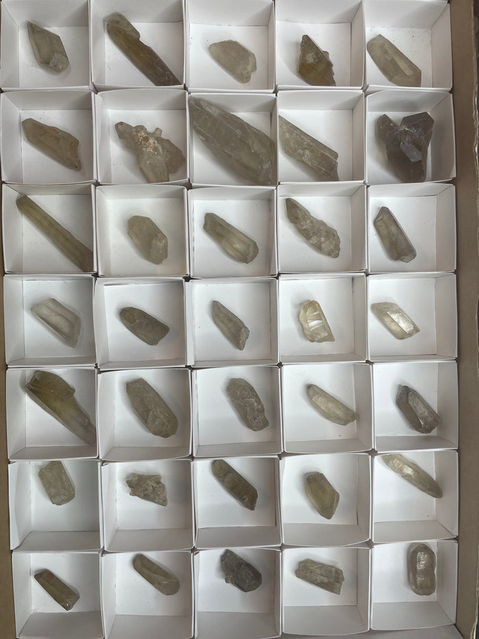 35 PIECE NATURAL CITRINE WHOLESALE FLAT | MARONDERA MASHONALAND EAST, ZIMBABWE