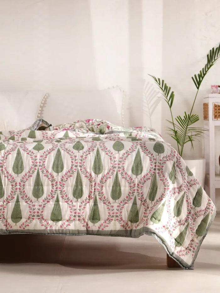 All Season Jaipuri Quilt | 100% Pure Cotton | Block Print | Single Bed - Aaru