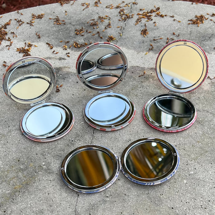 Compact Mirror