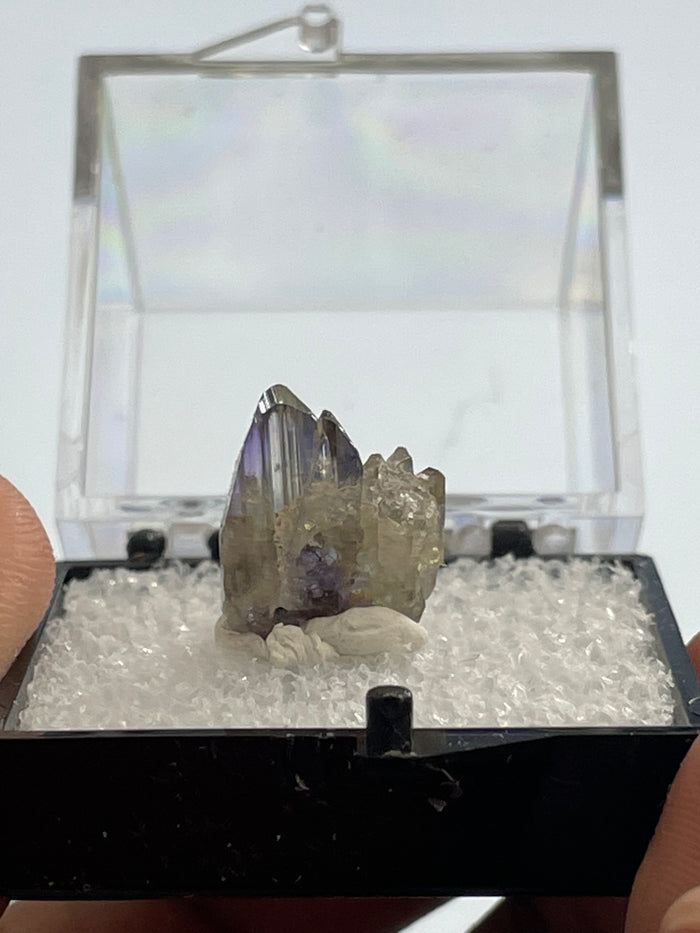 Pleochroic Unheated Tanzanite Crystal: Natural Crystal from Lelatema Mountains, Merelani Hills, Tanzania