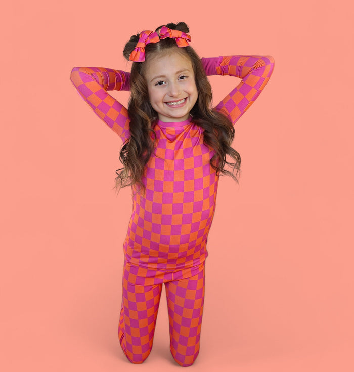 NEON DREAMS CHECKERS DREAM SET