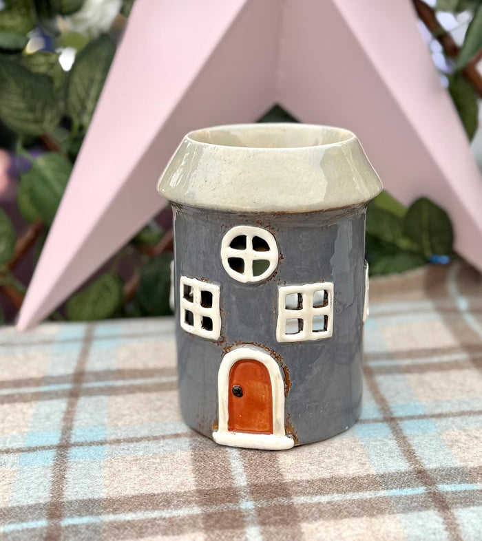Wax Melt/Oil Burner House - Choice of Slate or Cream