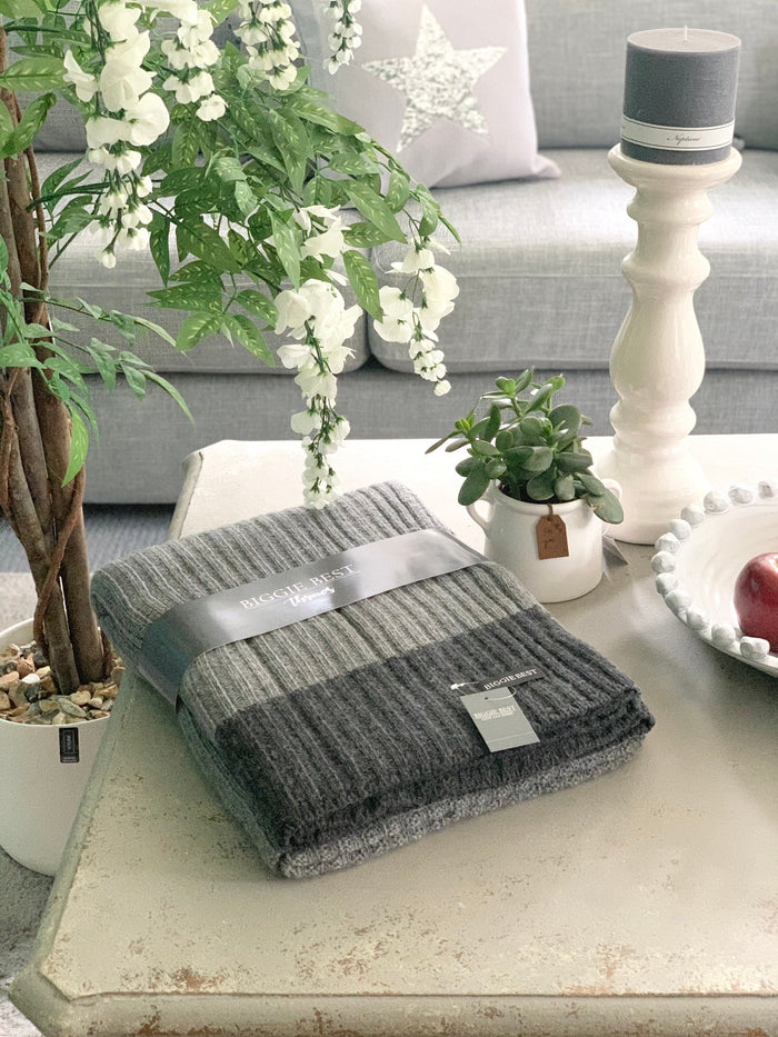 Wool Rich Dark Ribbed Throw